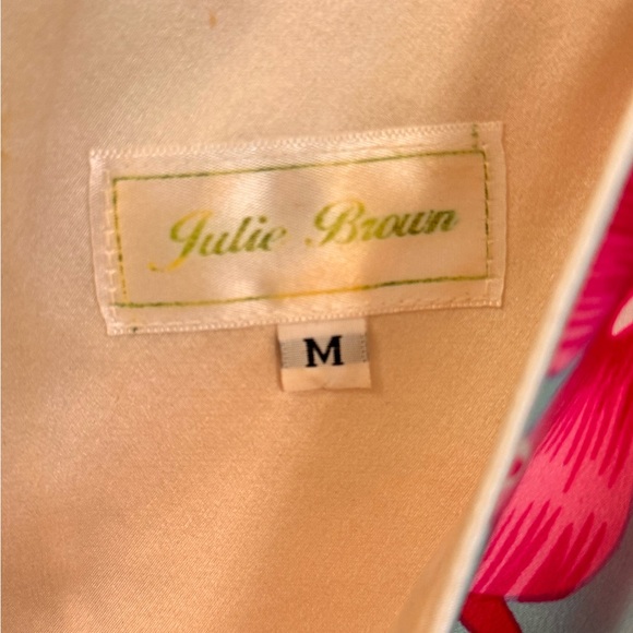 PRETTY TROPICAL zippered sleeveless crop top.  SIZE MEDIUM.  Includes wristlet. - Picture 5 of 5